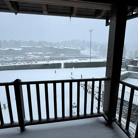 Atico Duplex A Pie De Pistas De Esqui 4* La Molina (Girona)