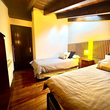 Atico Duplex A Pie De Pistas De Esqui 4* La Molina (Girona)